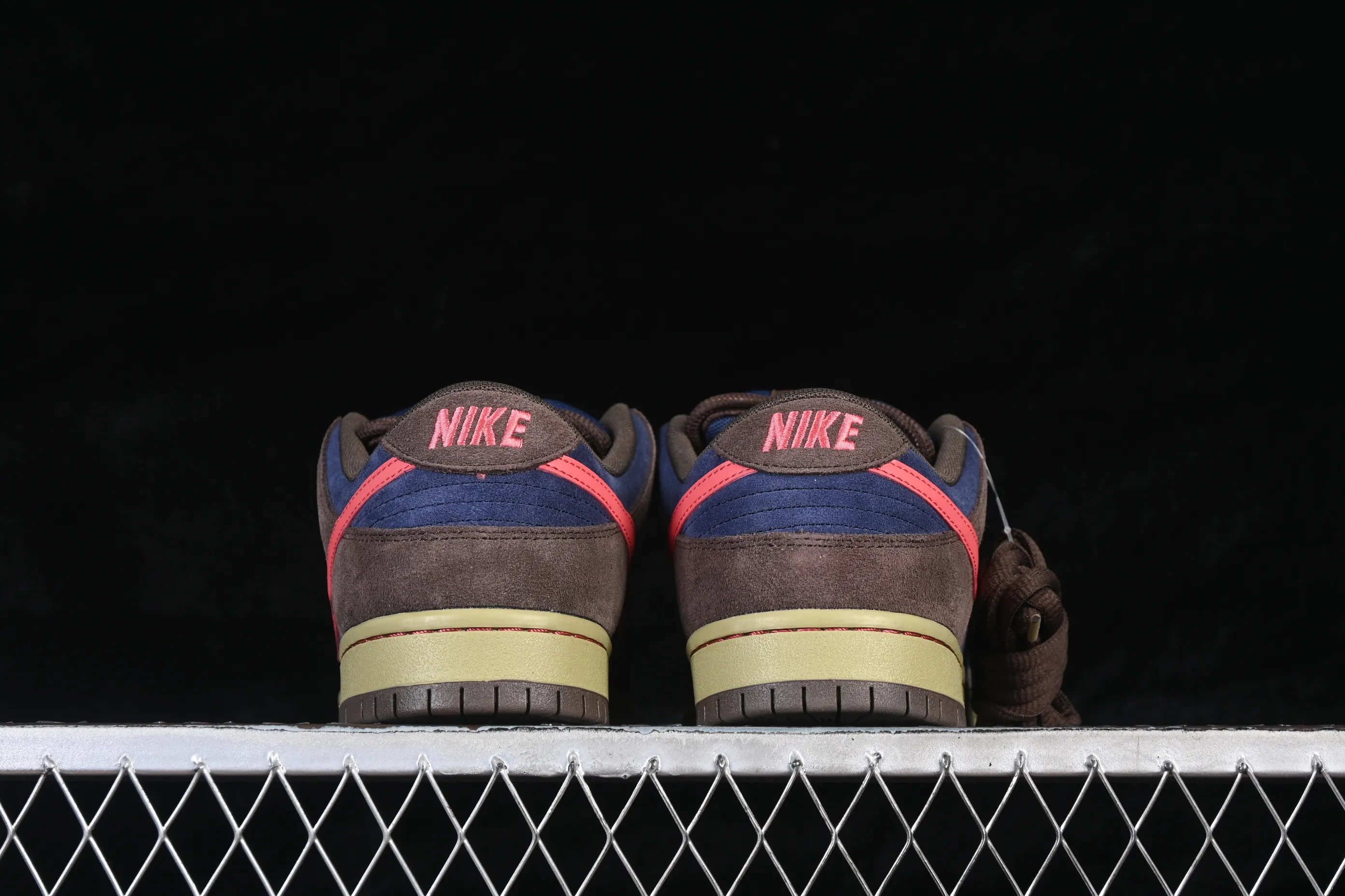 All Categories Nk SB Dunk Series Nk SB Dunk Low Low-top sneakers Nike SB Dunk Low "Baroque Brown Adobe" Retro American style low-top casual sneakers HQ1625-200